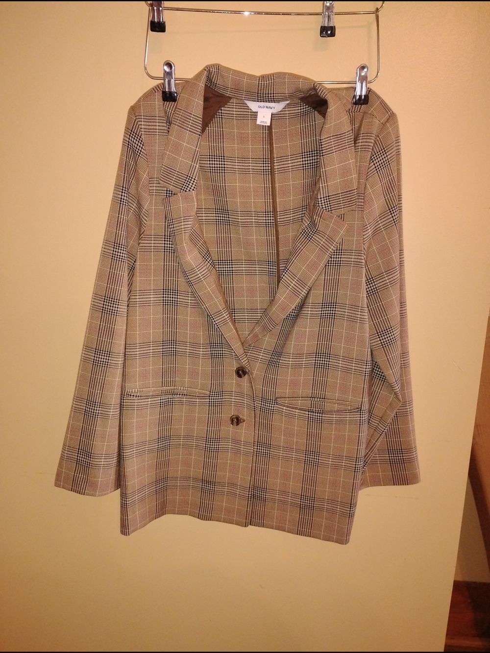 Old Navy Plaid Blazer Jacket in Tan and Black